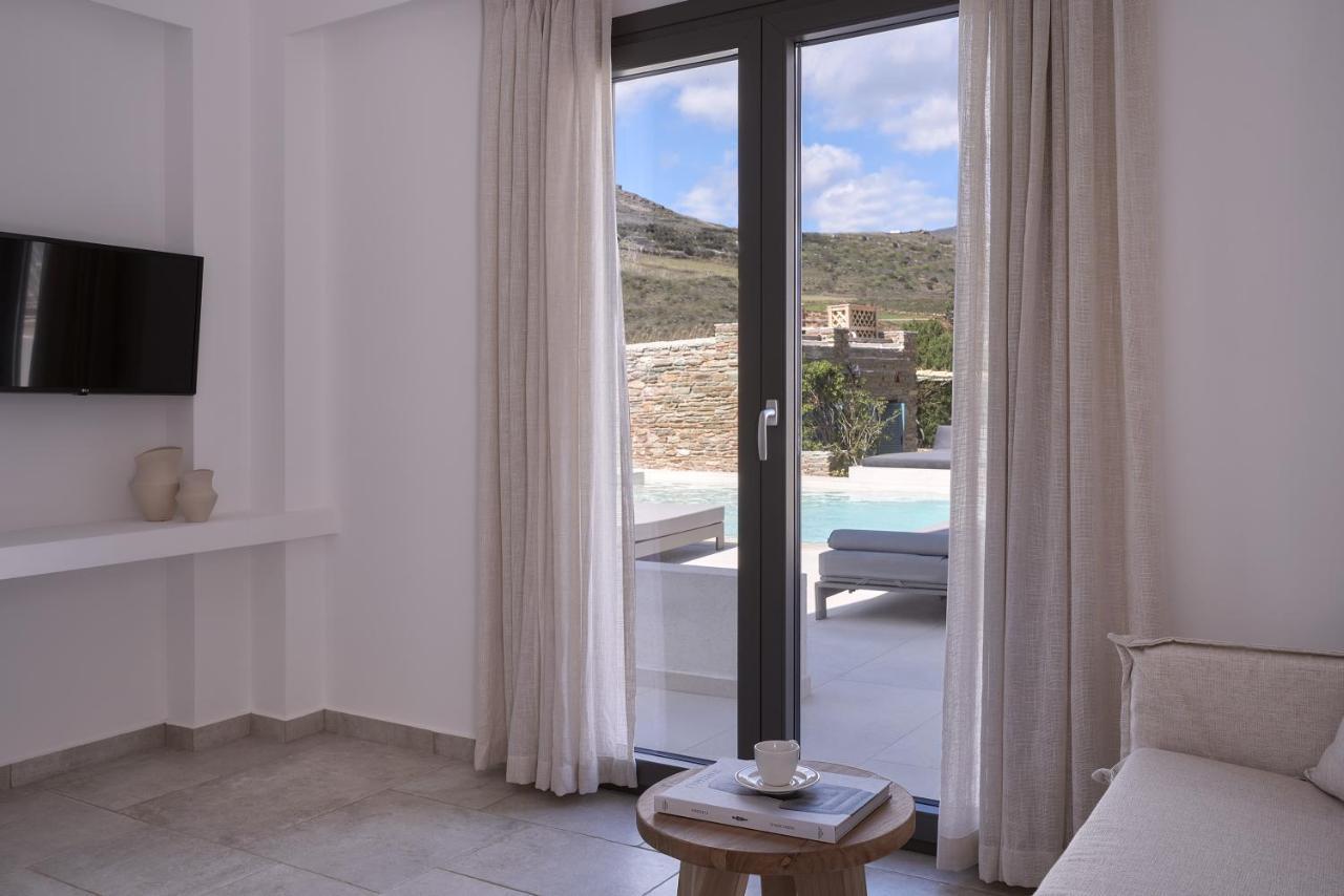 Isida Andros Hotel Áyios Pétros Eksteriør billede