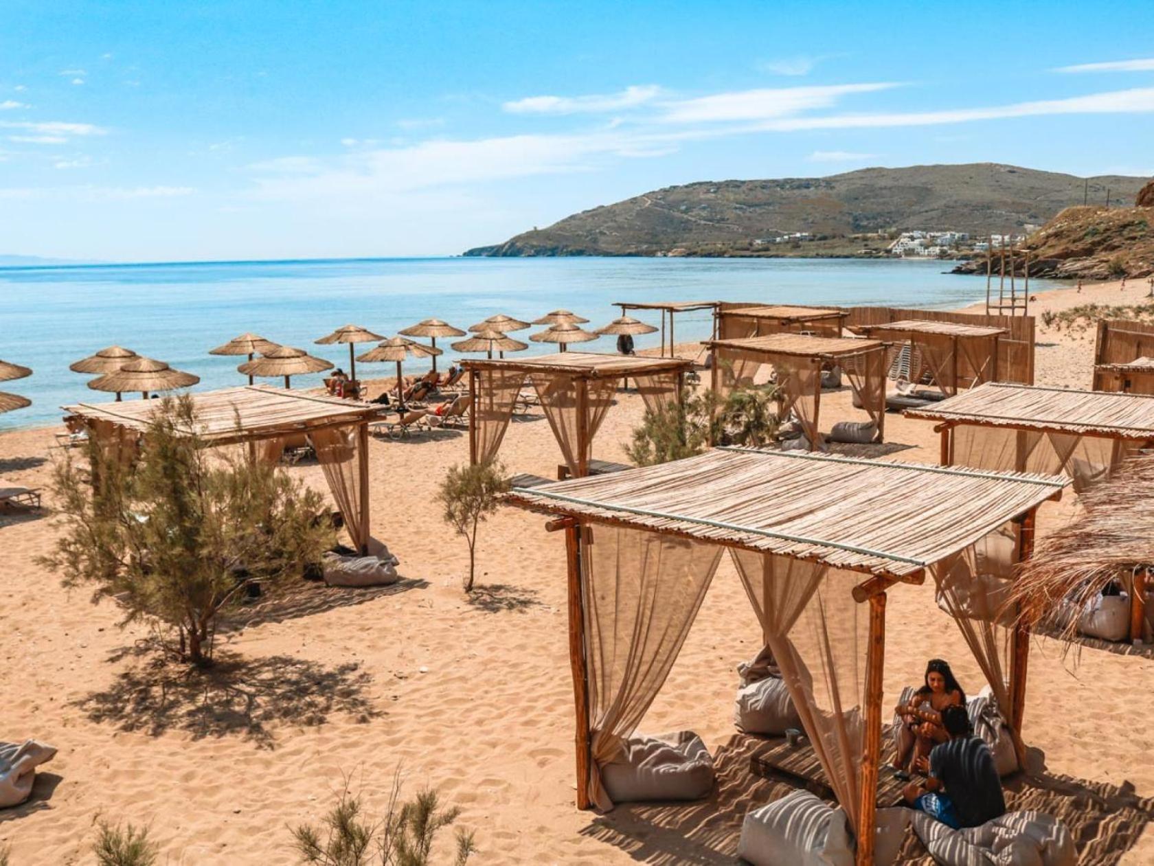 Isida Andros Hotel Áyios Pétros Eksteriør billede